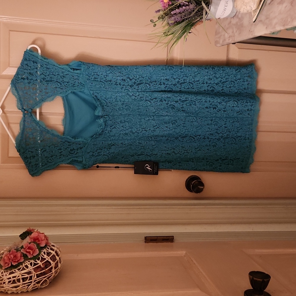 VINTAGE COCKTAIL DRESS.... - Picture 2 of 7